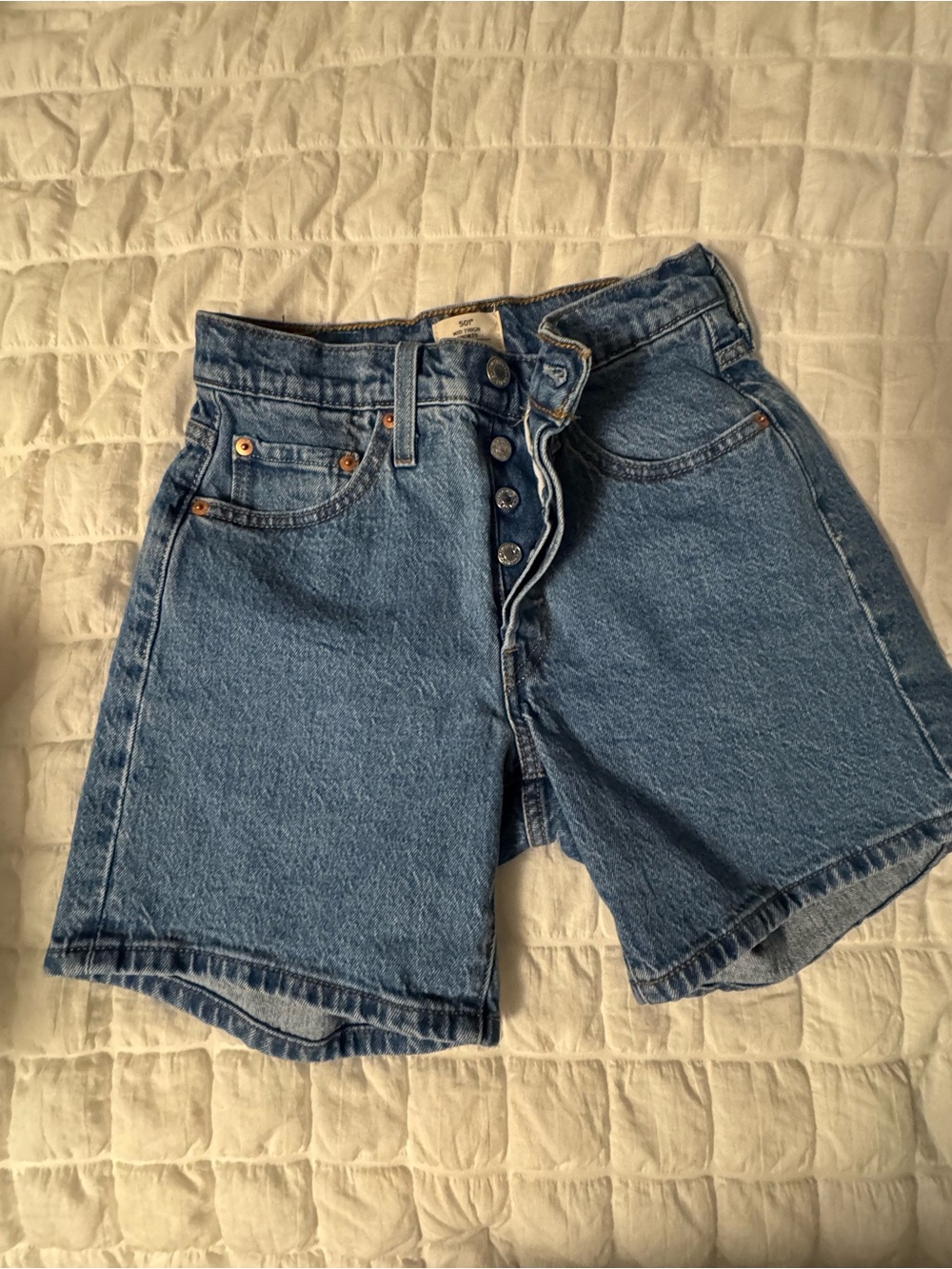 Levi’s Classic Mid Thigh Blue Denim Women’s Shorts